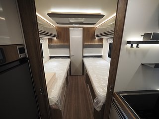 Husbil-halvintegrerad Ci Magis 82 XT  8 av 20