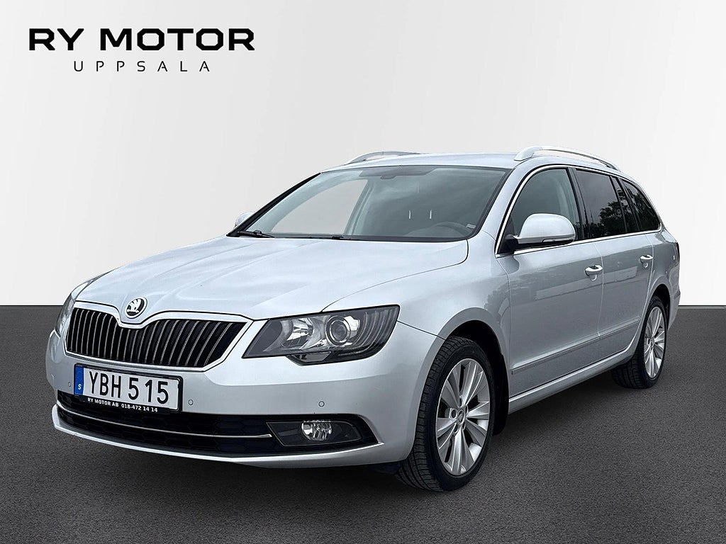 Skoda Superb Kombi 2.0 TDI Elegance 170hk | 1 Ägare | Drag | Värmare