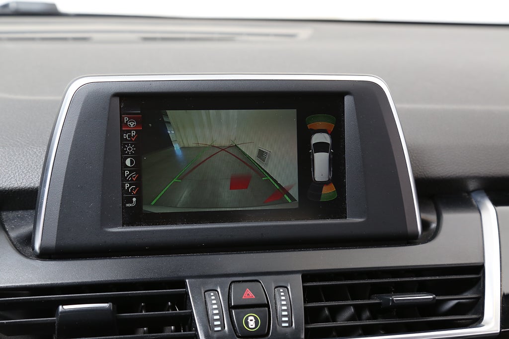 BMW 218 d Gran Tourer Sport line Aut Kamera Drag 7-Sits