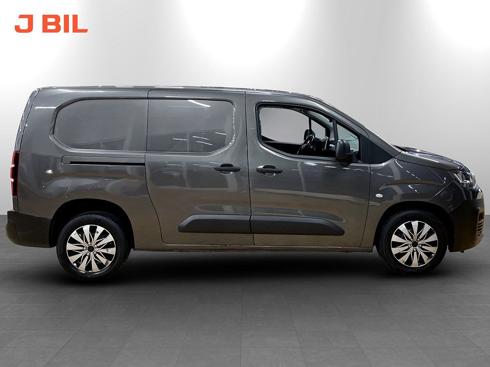 Bild på Citroën Berlingo Business 1.5 BHDi 130hk Aut L2 - WEBASTO,DRAG,NYSERVAD