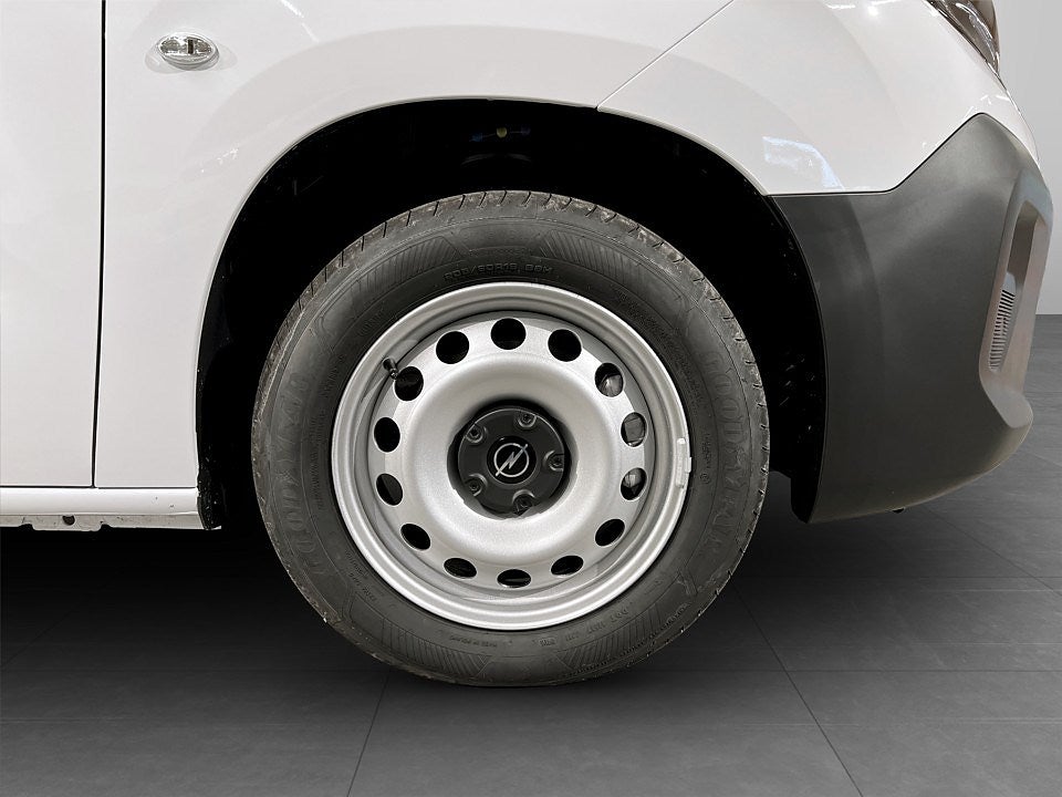 Bild på Opel Combo Crew Cab 130hk Aut - OMGÅENDE LEVERANS!