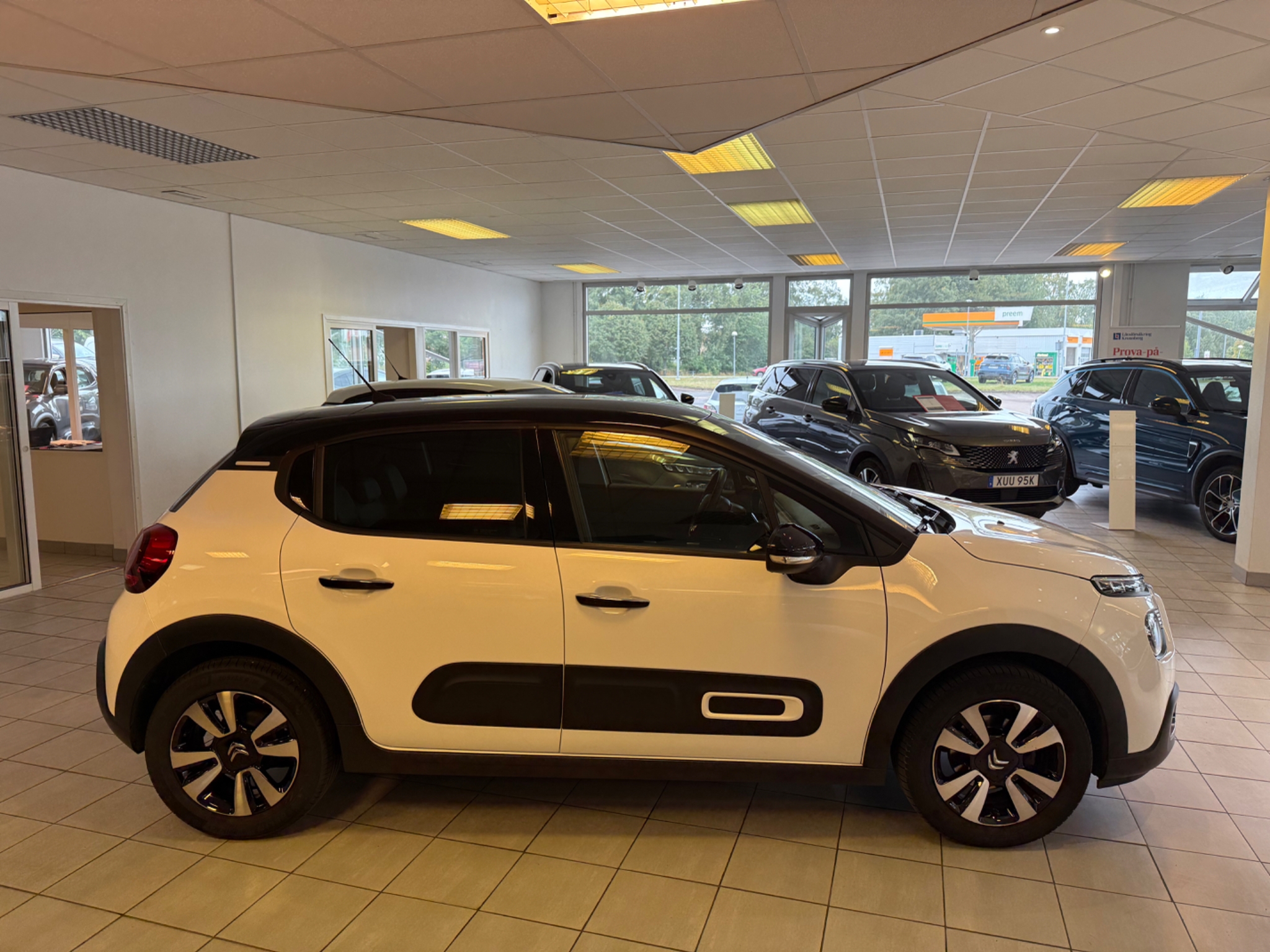 Citroen C3 1.2 PureTech 2023, photo 5/10