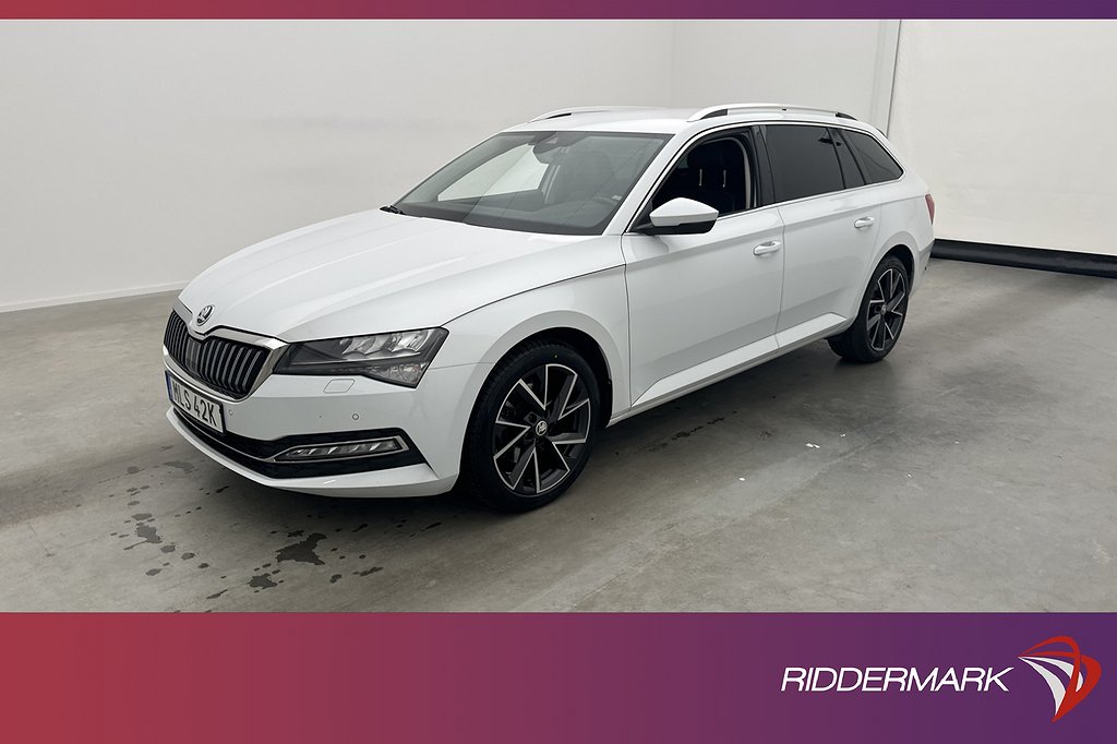 Skoda Superb 4x4 200hk Business Värm Cockpit Navi Drag MOMS