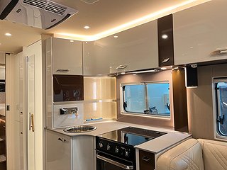 Husbil-integrerad Bürstner ELEGANCE 910 17 av 34