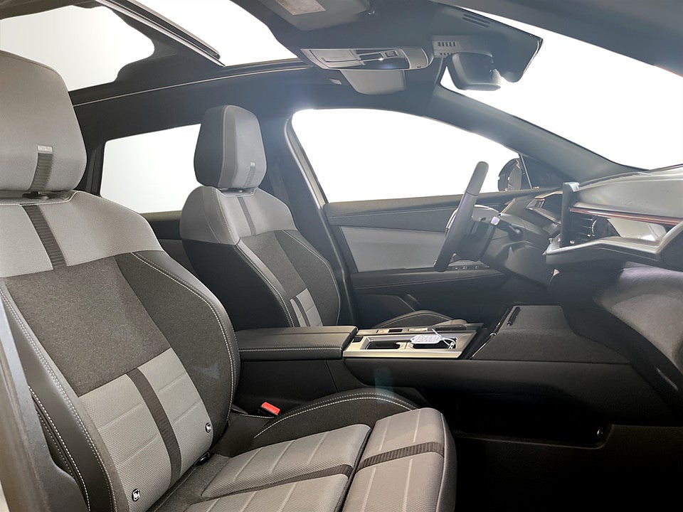 Bild på Opel Grandland X GS Hybrid 145hk Aut PANO B-KAMERA RATTVÄRME