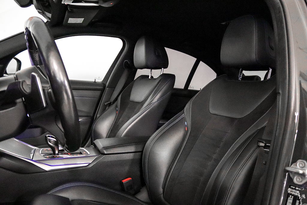 BMW 320 d xDrive Sedan M Sport Hi-Fi Minne Keyless Värmare