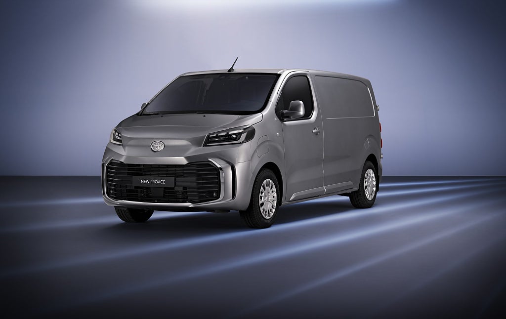 Toyota Proace Long Professional Fabriksny / Snabb Leverans