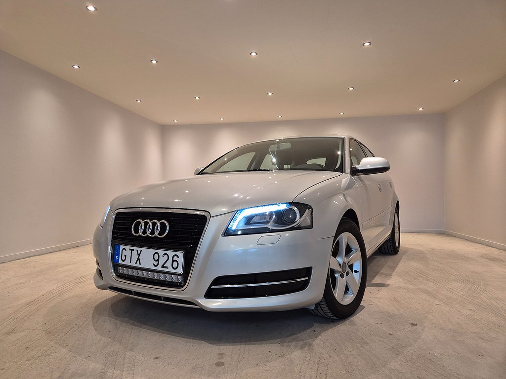 Audi A3 Sportback 1.6 TDI  S Tronic, 105hp, 2011