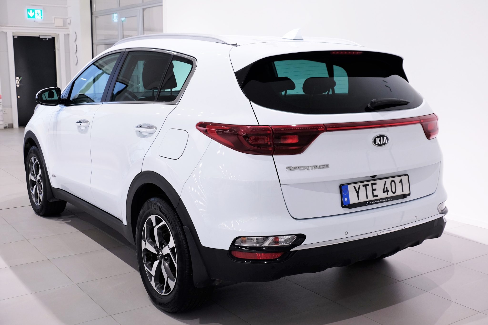 Kia Sportage 1,6 177hk T-GDI AWD AUT 2019, bild 3/49