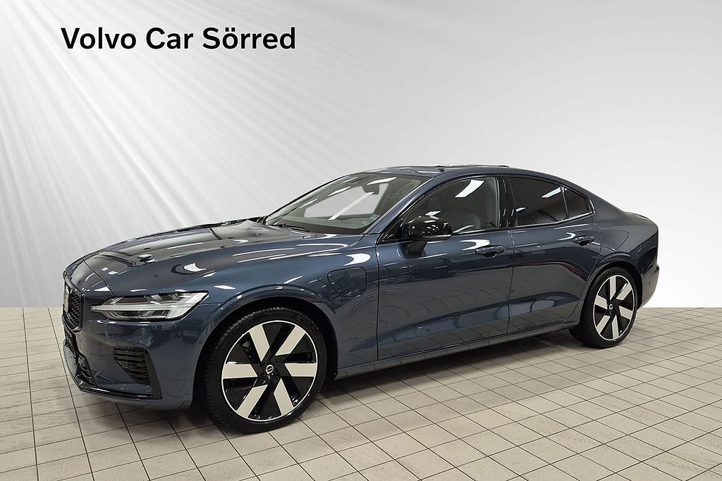 Volvo S60 Recharge T6 II Plus Dark