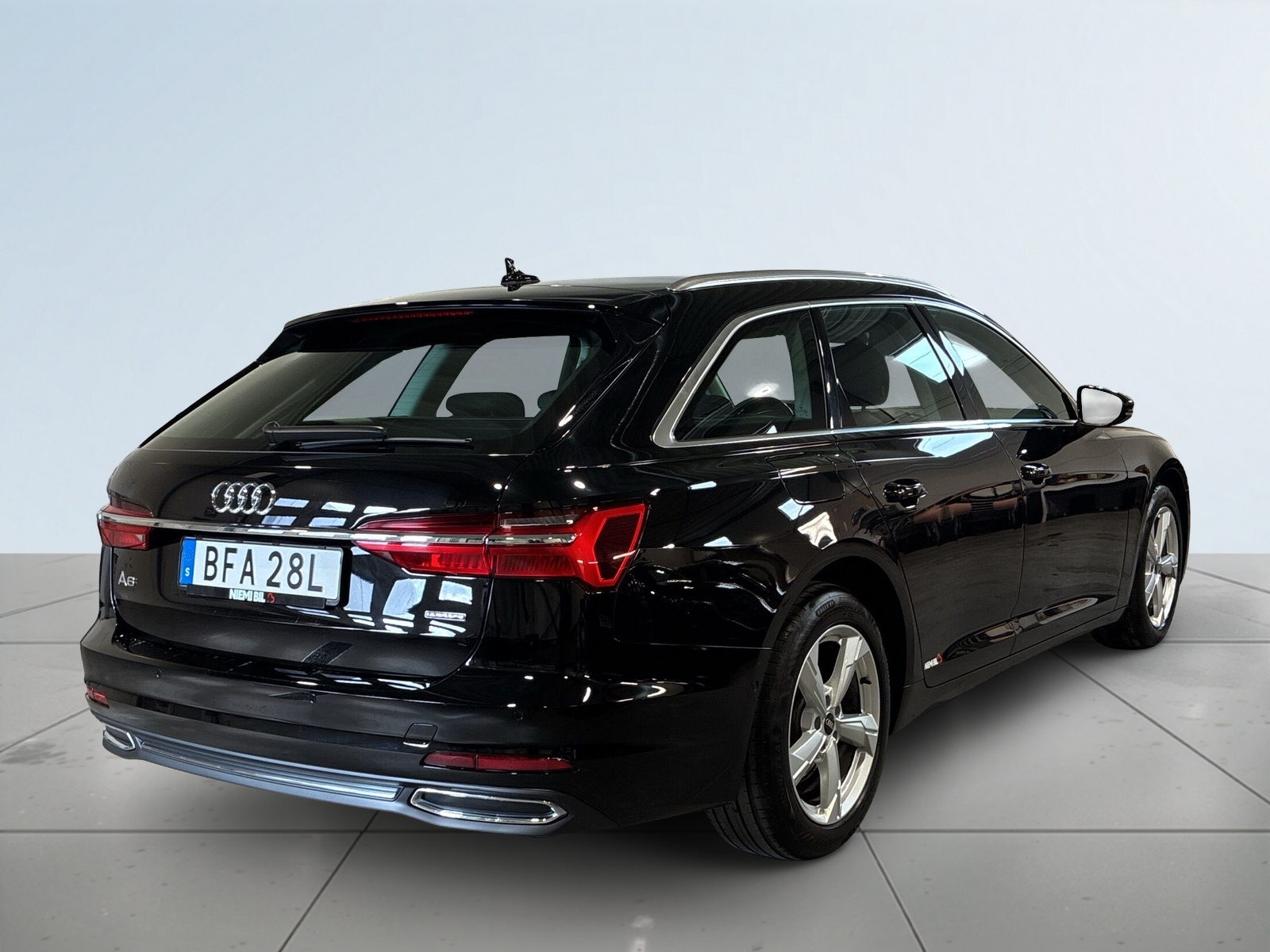 Audi A6 2023, bild 5/10