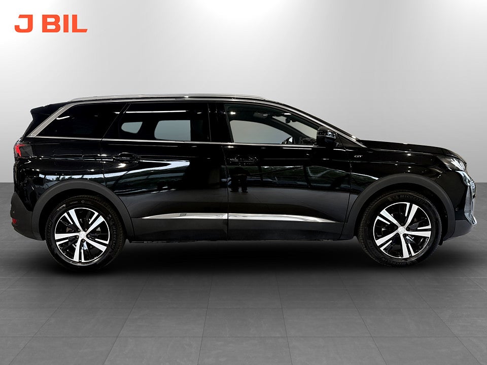 Bild på Peugeot 5008 GT 1.2 PT 130hk Aut 7-SITS B-KAMERA DRAG