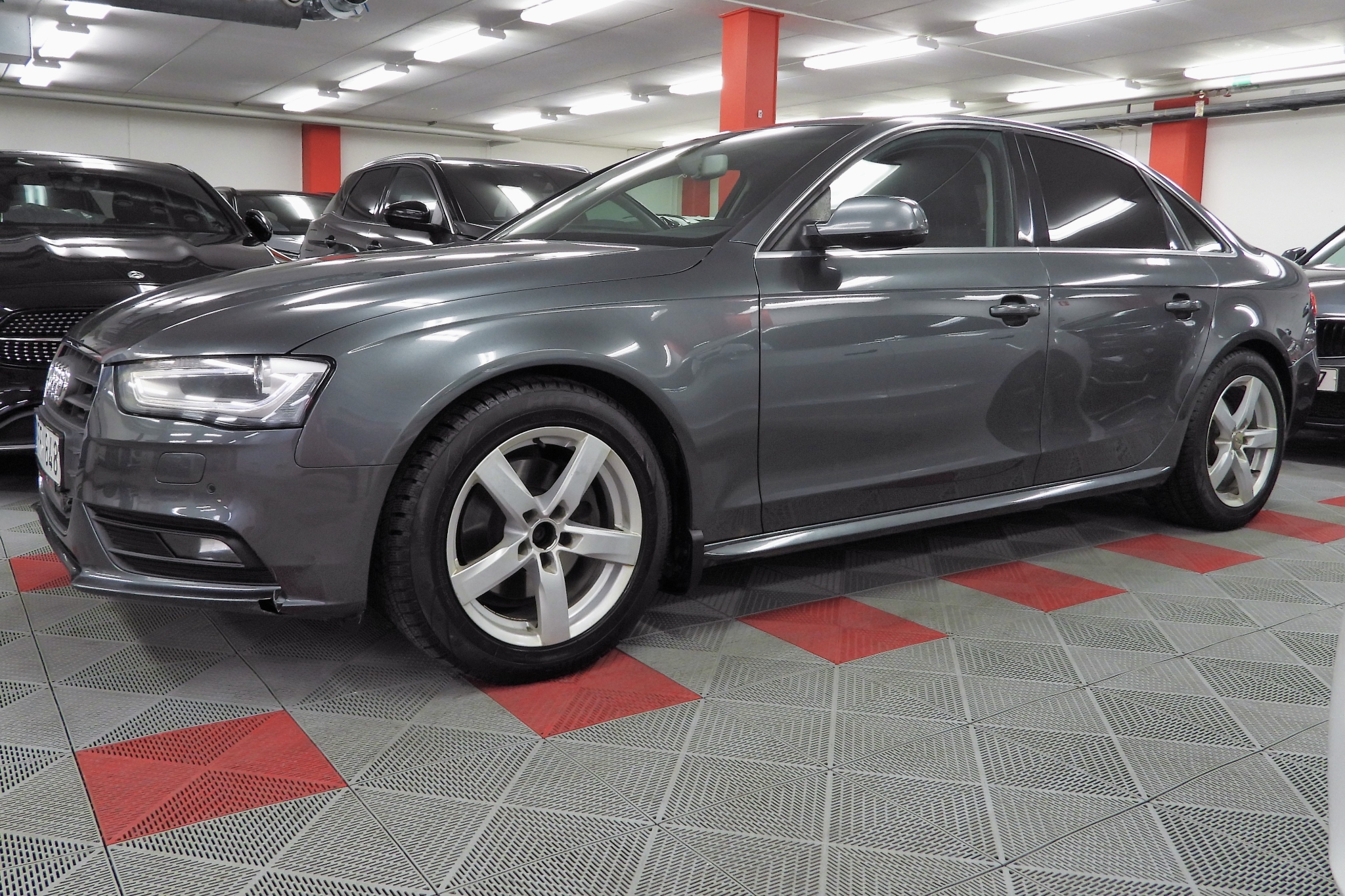 Audi A4 2013, bild 2/52