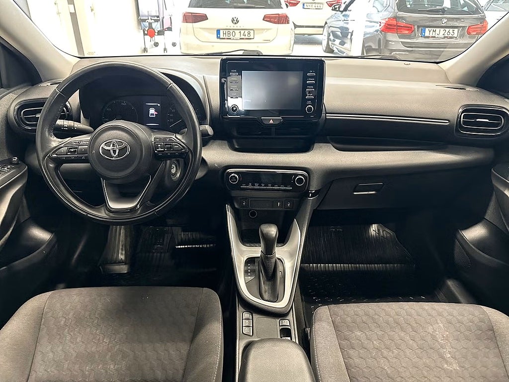 Toyota Yaris Hybrid CVT Active Euro 6/B-Kamera/RattVärme