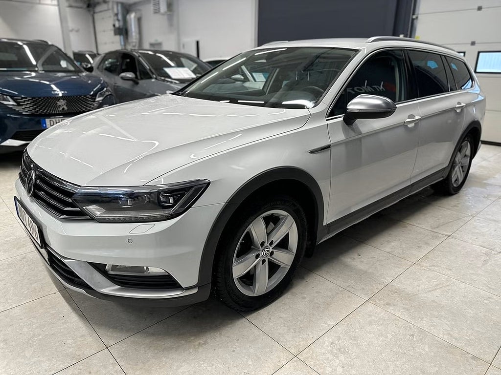 Volkswagen Passat 2.0 TDI4Motion Alltrack/Cockpit/Drag/Värmare/B-kamera
