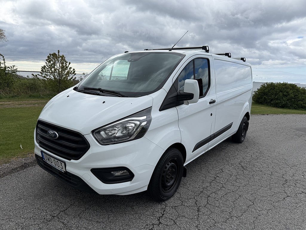 Ford Transit Custom 300 2.0 TDCi 131 HK L2 Sensorer Kamera Drag Carpl
