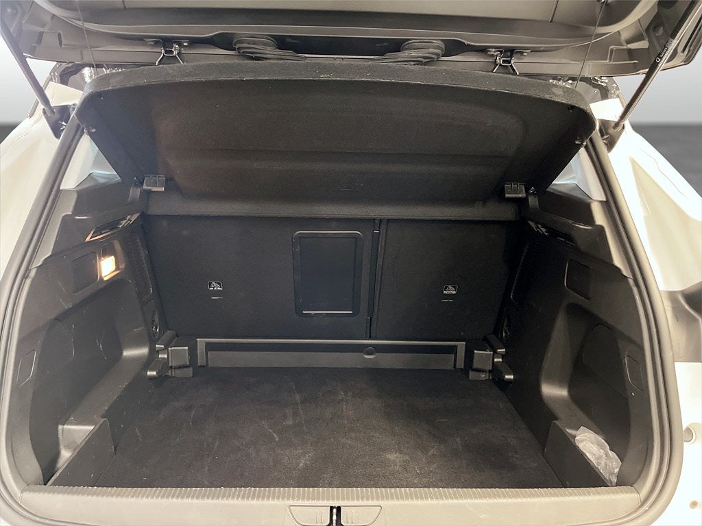 Bild på Opel Grandland GS 1.2 PT 130hk Aut - B-KAMERA, CARPLAY