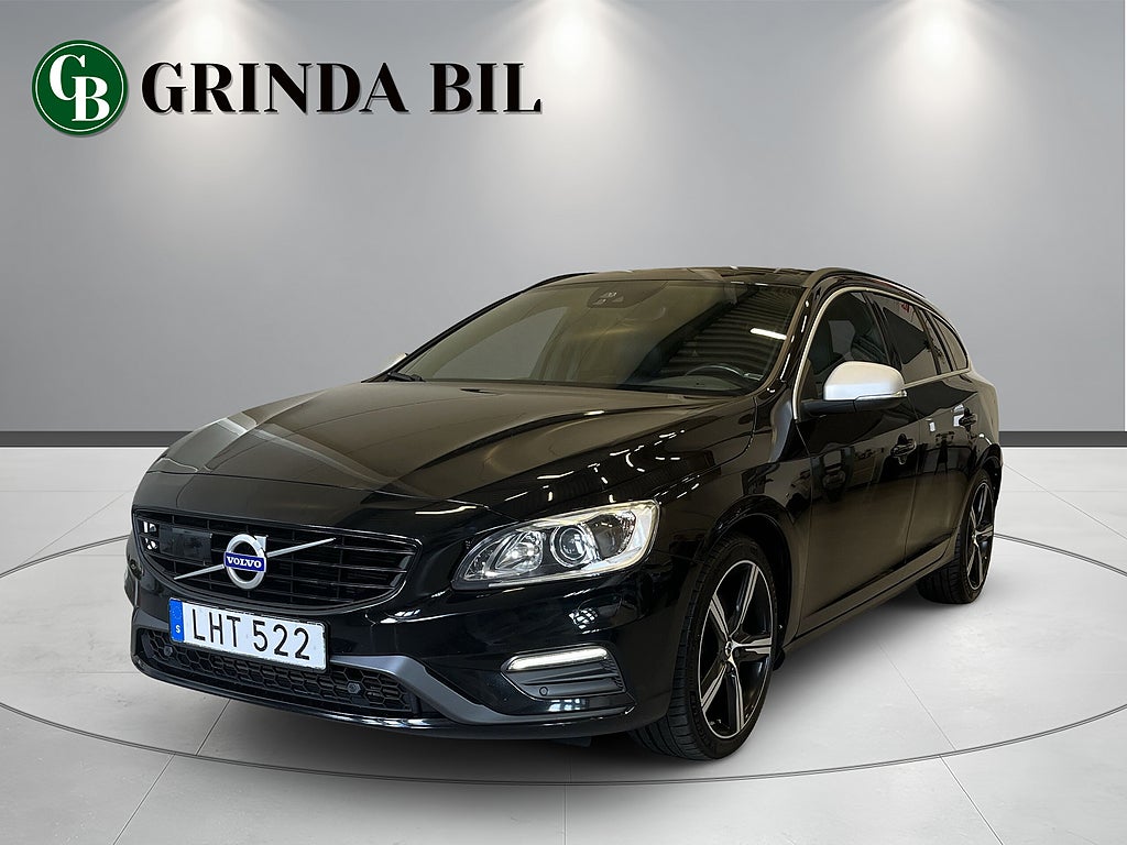 Volvo V60 D3 R-Design KAMREMBYTT B_KAMERA RATTVÄRME KEYLESS NAVI 