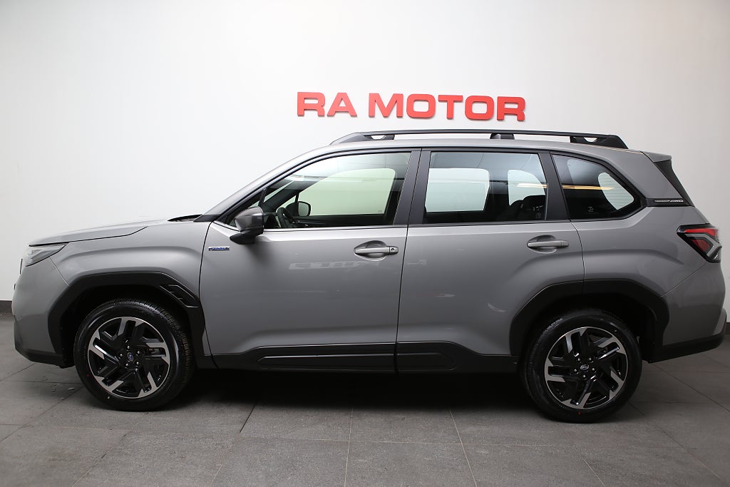 Subaru Forester 2.0i e-Boxer Adventure Dragkrok & Vinterhjul ingår 2025