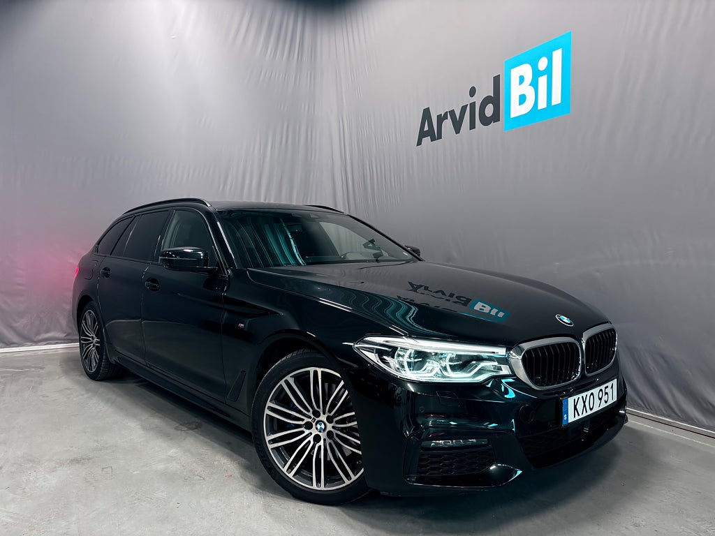 BMW 530D xDrive Touring Steptr M Sport PANO D-VÄRM 360KAM INNOVA