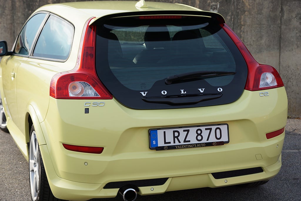 Volvo C30 D2 116hk R-Design|Hello Yellow|P-Sensorer|1259 Årskatt|