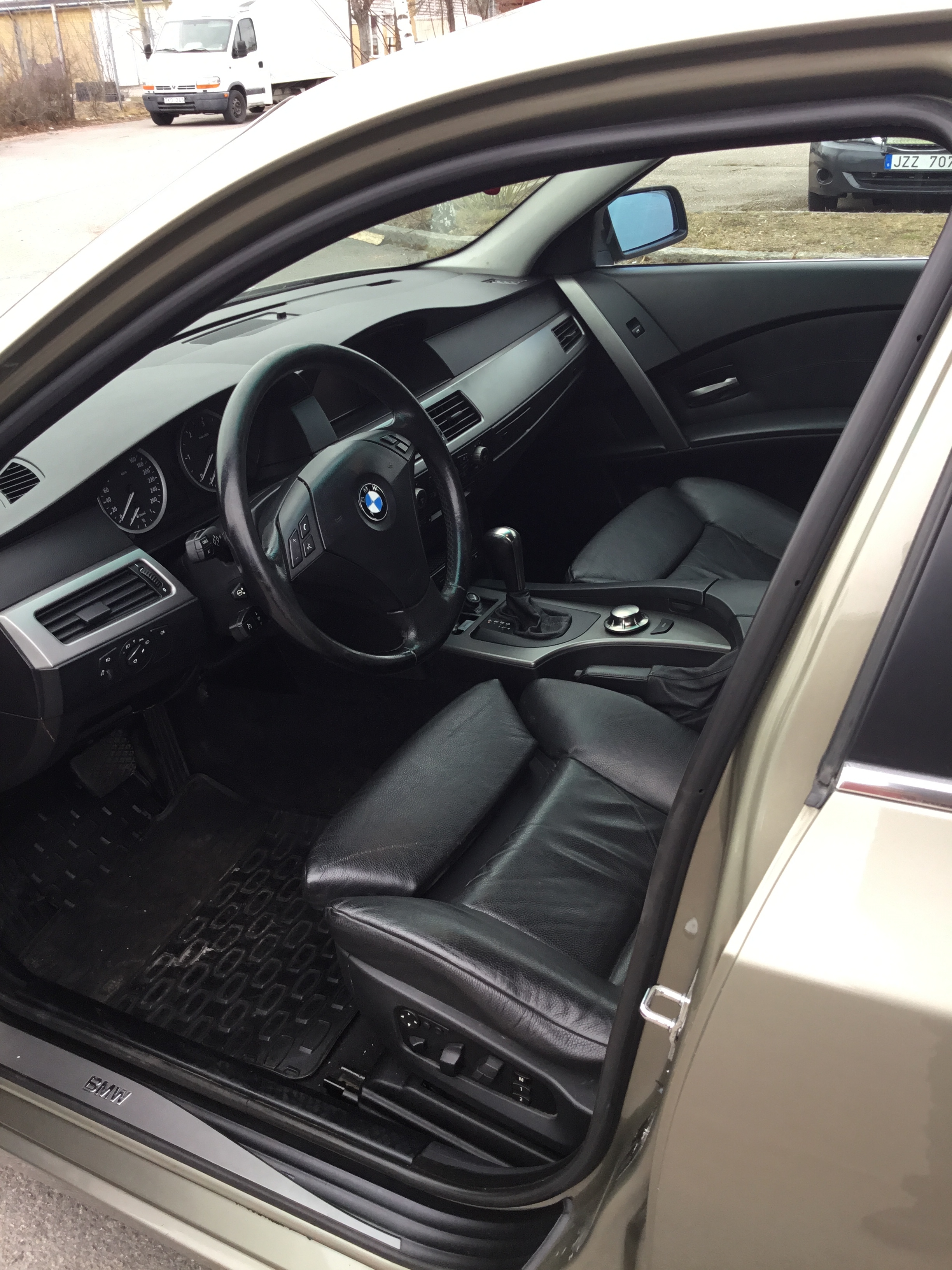 BMW 530 d Sedan Automat 218hk NYTT BES 2004, bild 7/41