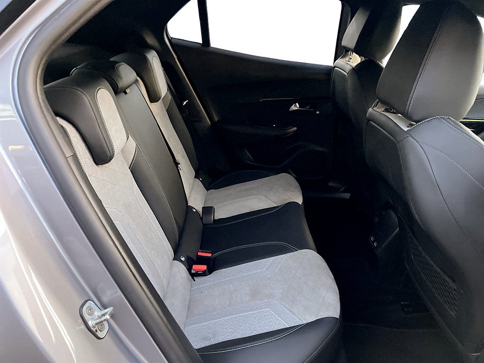 Bild på Peugeot e-2008 GT 50 kWh 136hk Aut B-KAMERA CARPLAY