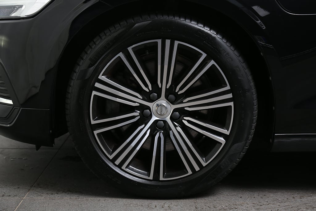 Volvo V60 Recharge T6 340hk Inscription Exp AWD H/K Drag Leasbar 2021