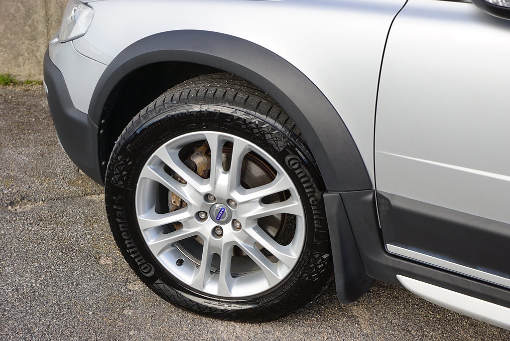 Volvo XC70 D4 AWD Classic Summum Keyless Adaptiv-Fart Drag SE UTR