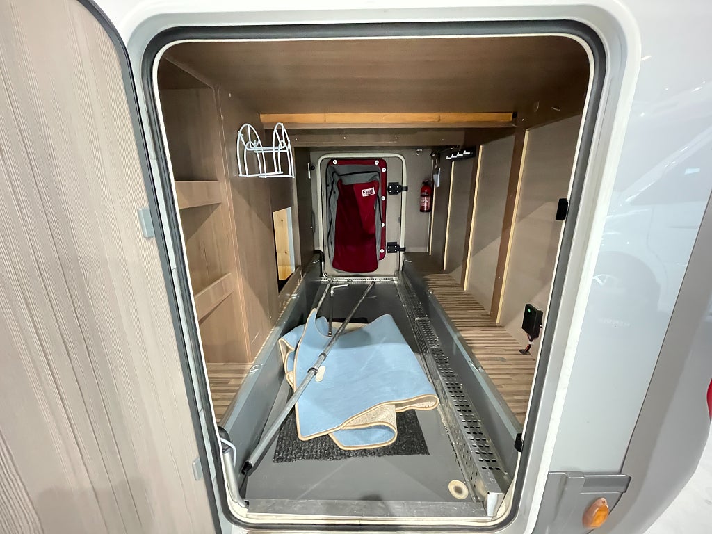 Adria Super Sonic 701 SL /ALDE/AC bodel/Solcell/Ugn/Taksäng/Automat 15 - Adria