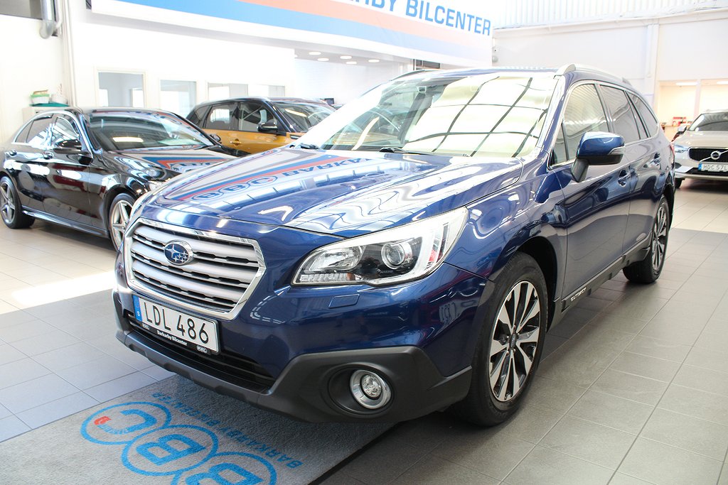 Subaru Outback 2.5 4WD Auto Skinn Kamera Navi Drag Eu6