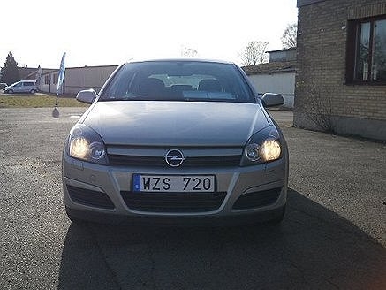 Opel Astra 1.6 Twinport 105hk 2005, bild 2/35