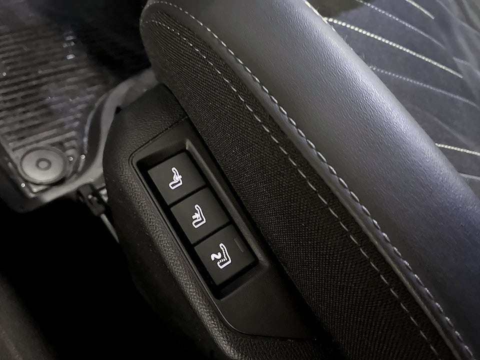 Bild på Peugeot 2008 GT Hybrid 145hk Aut B-KAMERA ELSTOL CARPLAY