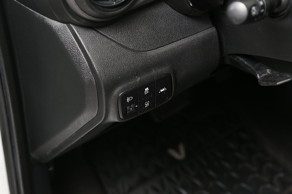 Hyundai i10 1,0 blue 67hk Essential Automat CarPlay 2021