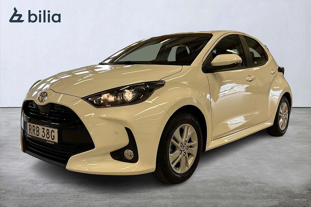 Toyota Yaris 1,5 HYBRID 115 5D ACTIVE KOMFORTPAKET OCH P-...
