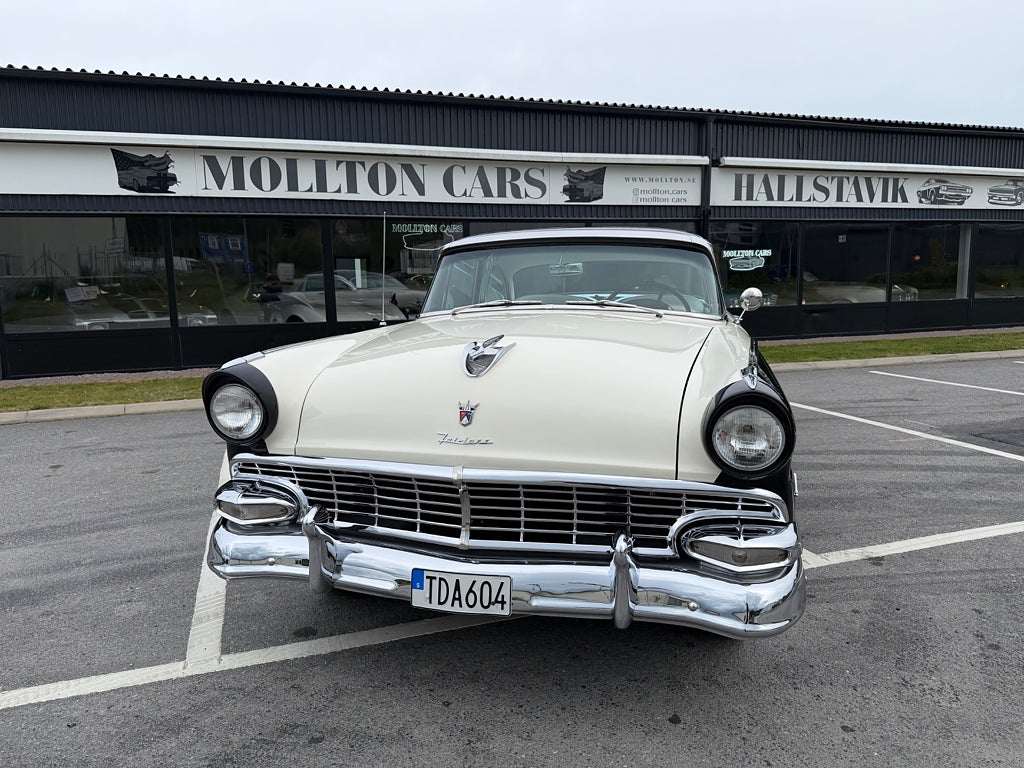 Ford Fairlane Crown Victoria 4.8 V8 Fordomatic