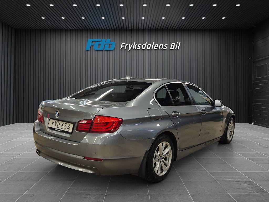BMW 520d 2011 - miniatyr 16