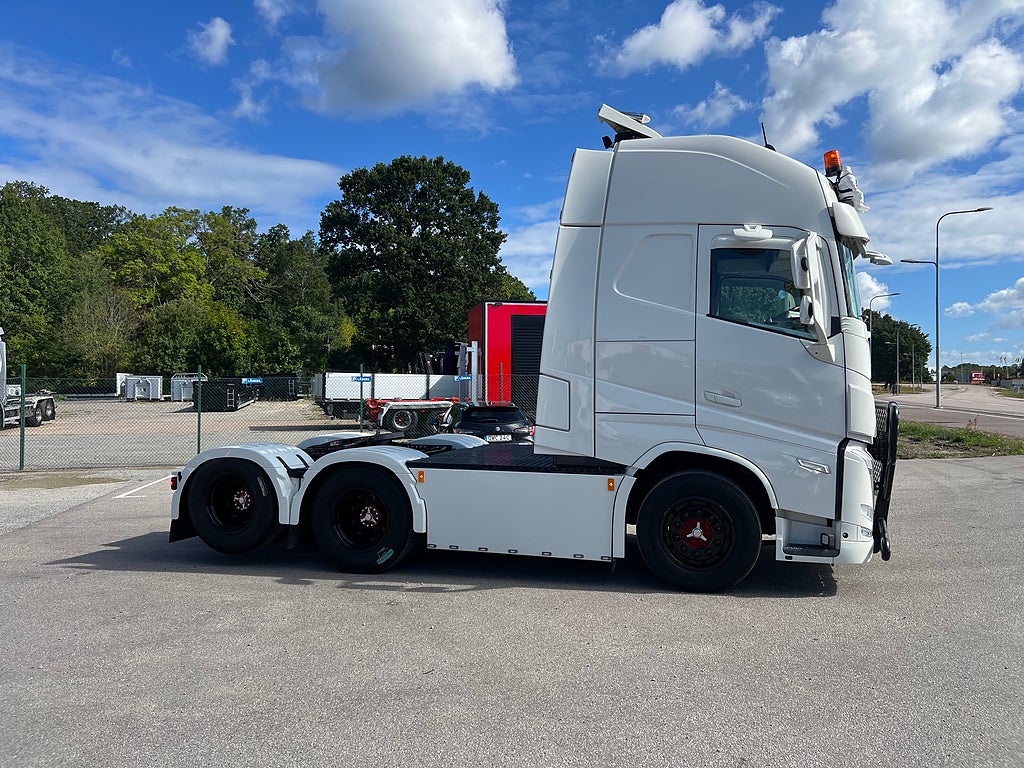 Volvo FH13 500 6x2 Dragbil med Hydraulik, Klädd hytt mm