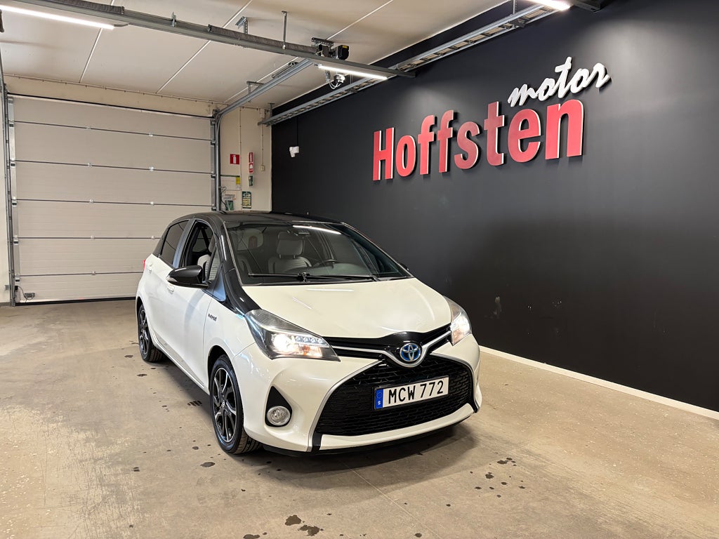 Toyota Yaris Hybrid e-CVT Active, Style Bitone Euro 6