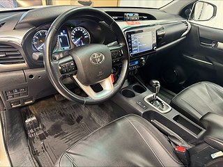 Toyota Hilux Dubbelhytt 2.4 AWD Hero MOMS/Drag/MoK/Kamera