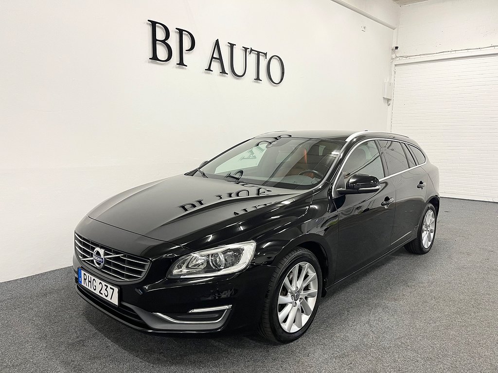 Volvo V60 D4 AWD Geartronic Summum 1 ägare Drag Skinn VOC