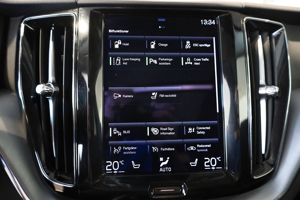 Volvo XC60 Recharge T6 AWD Aut Inscription Pano Kamera Drag 2021