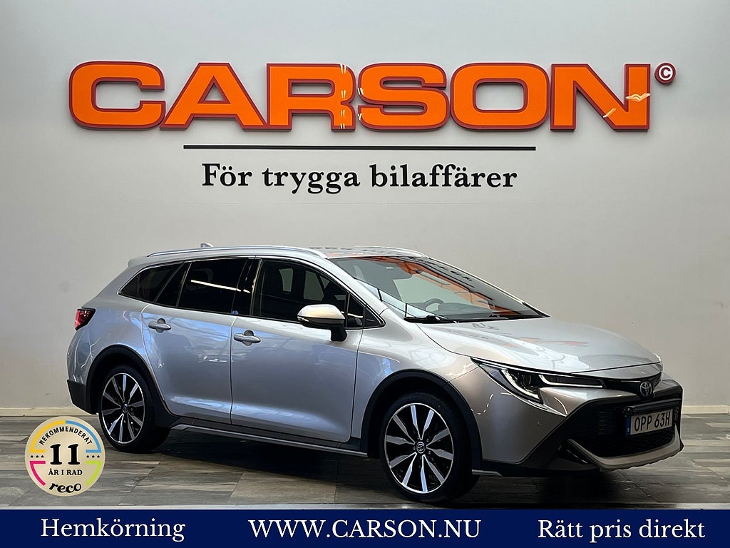 Toyota Corolla TREK Hybrid e-CVT Carplay Backkamera Drag Rattvärme