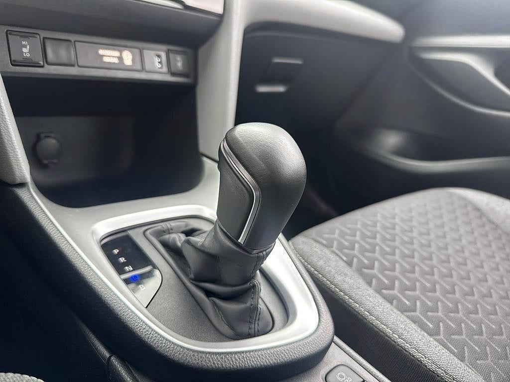 Toyota Yaris Cross 2021 - miniatyr 15