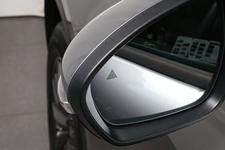 SUV Alfa Romeo Stelvio 23 av 27