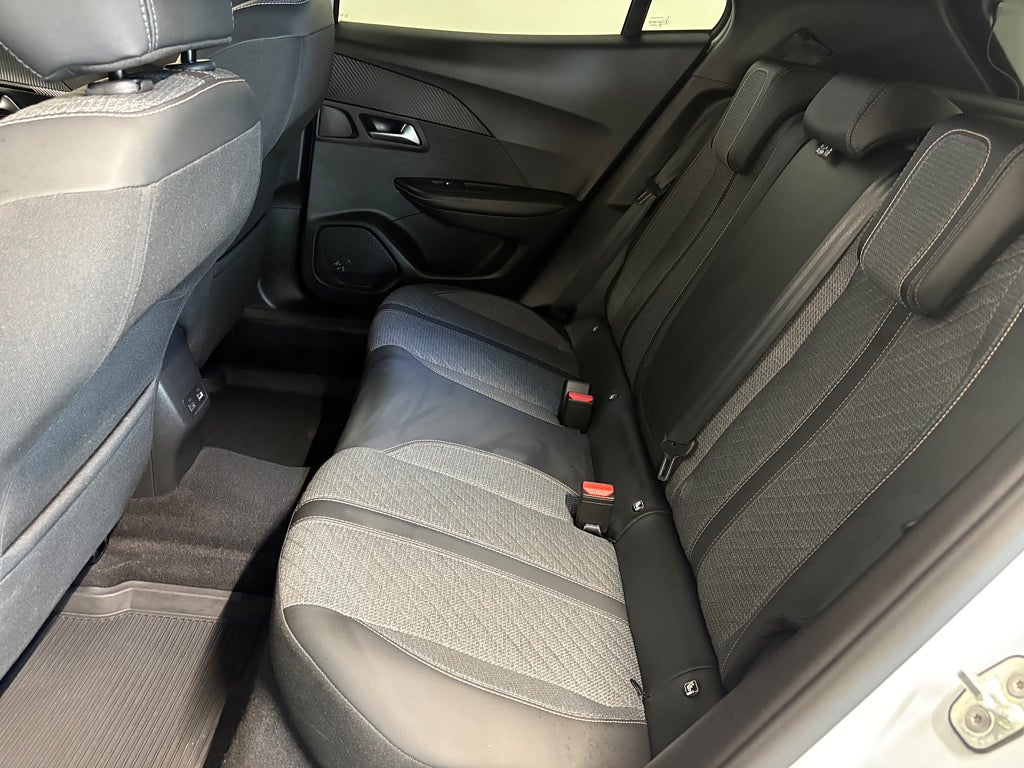 Peugeot 2008 1.2 PureTech 130 Euro 6 SoV Hjul thumbnail