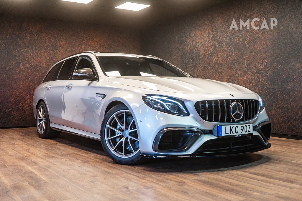 Mercedes-Benz AMG E 63 4M+ | Skalstolar | Kolfiber | SE SPEC | 4751kr/mån
