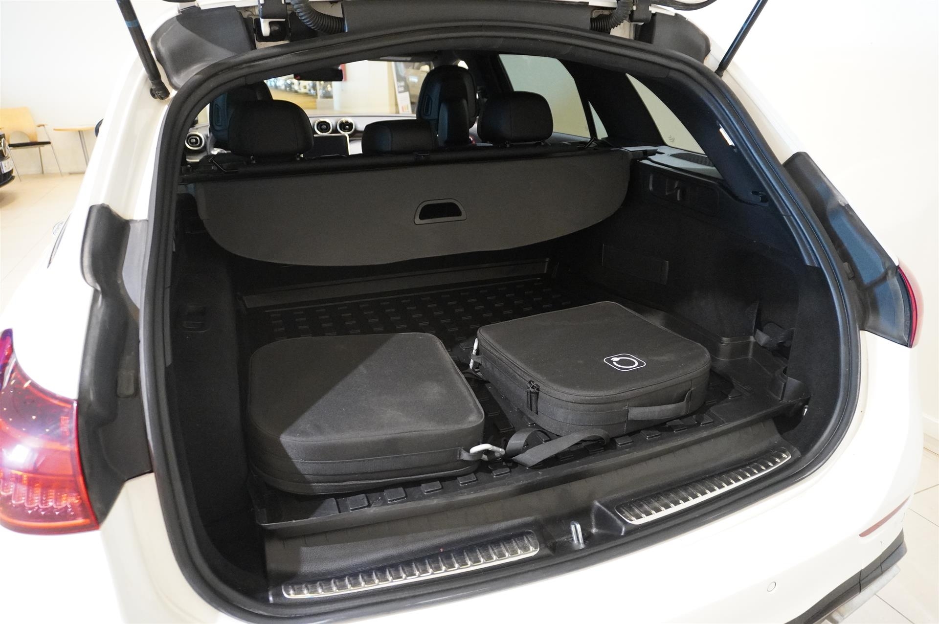Mercedes-Benz C 2023, bild 7/32