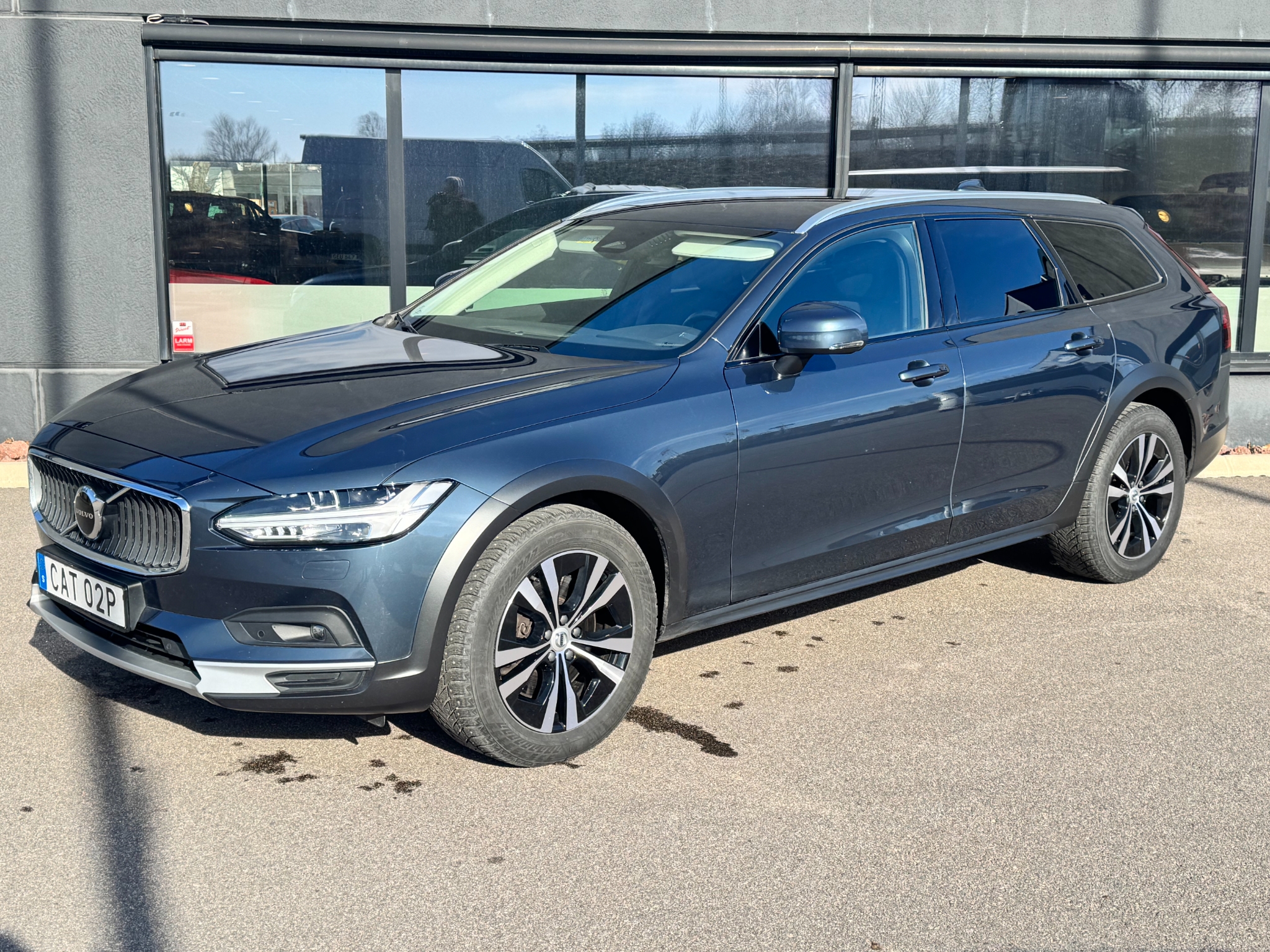 Volvo V90 Cross Country 2022, kuva 2/10