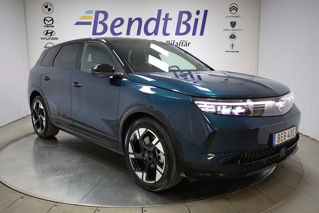 Opel Grandland GS Ultimate 213Hk Electric /Panorama / V-hjul/ Nyservad